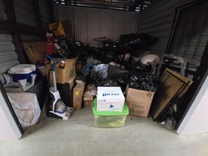 10 x 10 storage unit in Washington, DC