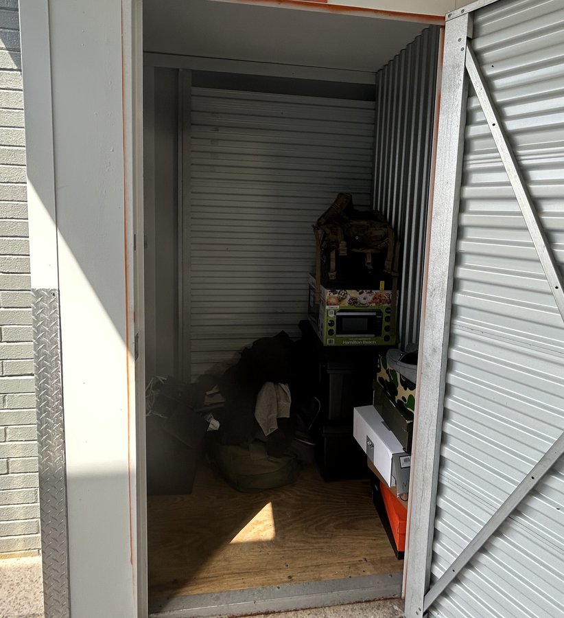 50 x 5 storage unit in Metairie, LA