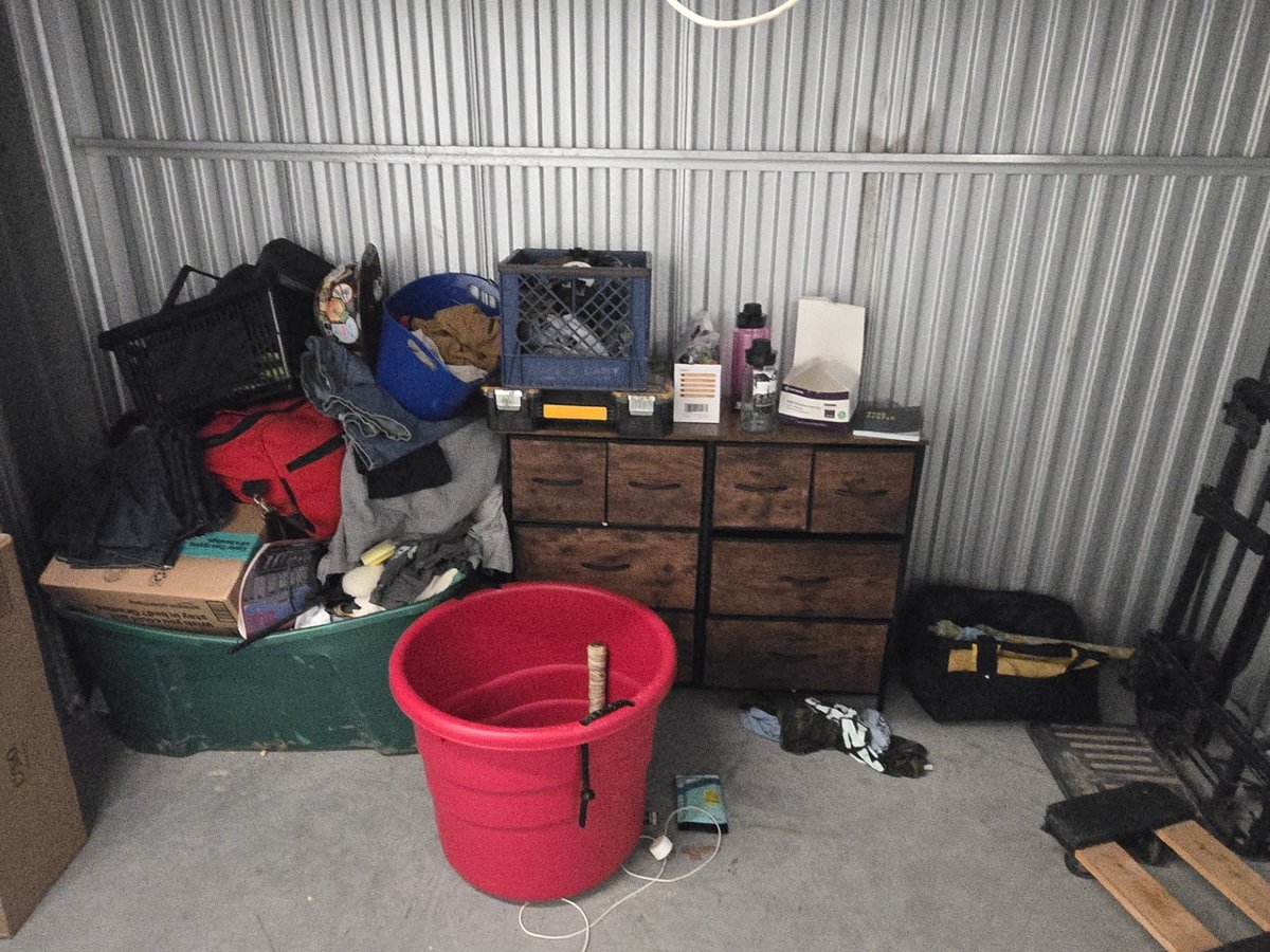 10 x 5 storage unit in Bellevue, NE
