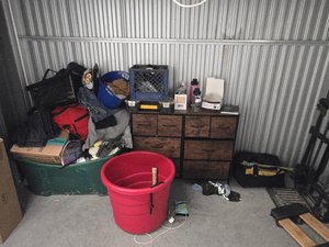 10 x 5 unit in Bellevue