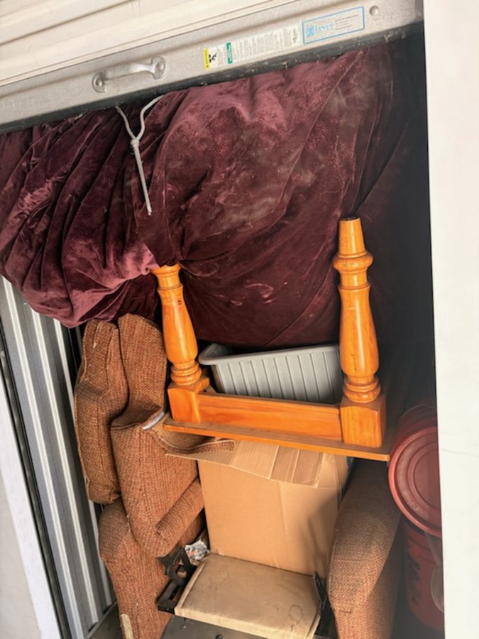 5 x 5 storage unit in Anaheim, CA