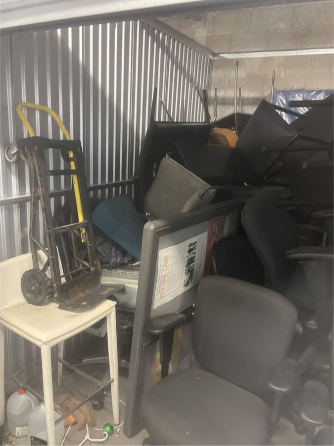 10 x 10 storage unit in Miami, FL