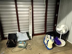 5 x 10 storage unit in Woodbridge, VA