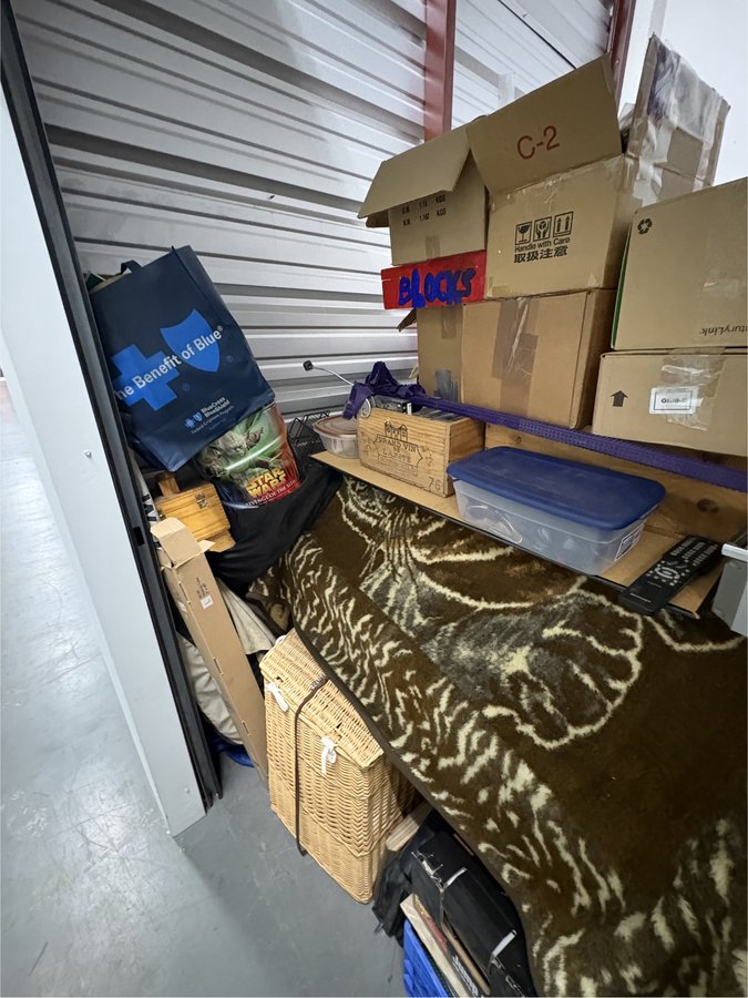 10 x 15 storage unit in Albuquerque, NM