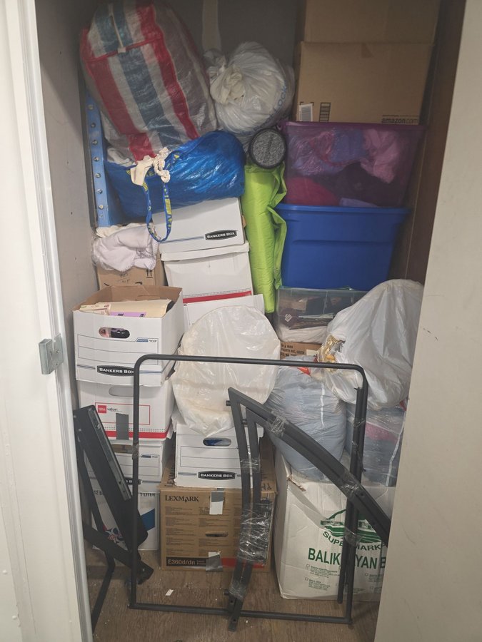 5 x 5 storage unit in Daly City, CA