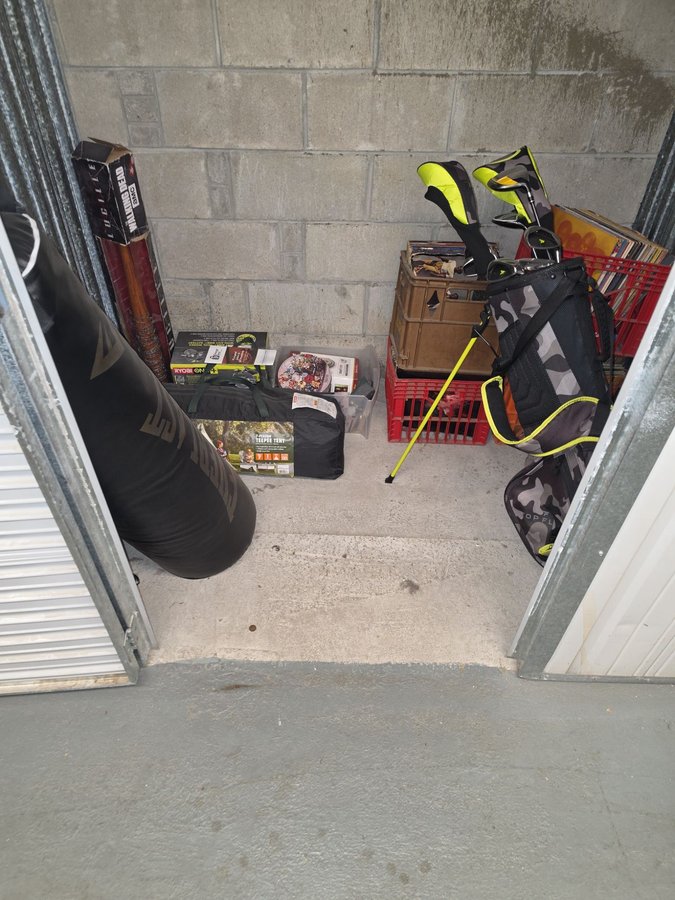 3 x 5 storage unit in Norwalk, CT