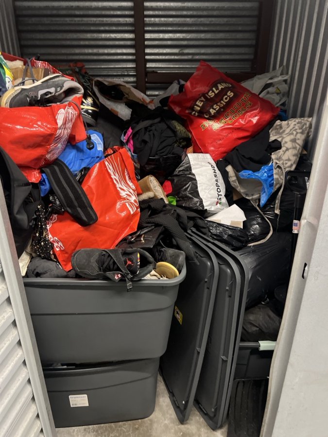 5 x 5 storage unit in Bay Shore, NY