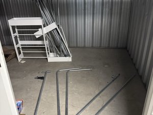 10 x 13 storage unit in Patchogue, NY