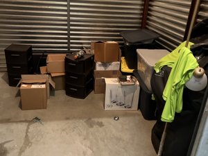 10 x 10 storage unit in Bay Shore, NY
