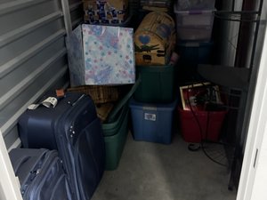 5 x 10 storage unit in Bayport, NY
