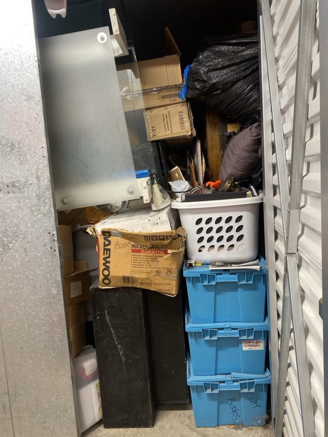 5 x 10 storage unit in Phoenix, AZ