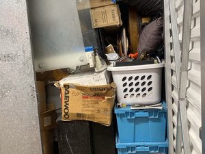 5 x 10 storage unit in Phoenix, AZ