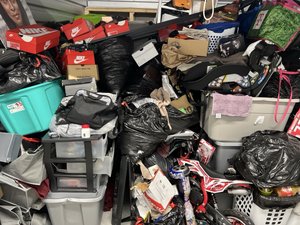 10 x 10 storage unit in Hauppauge, NY