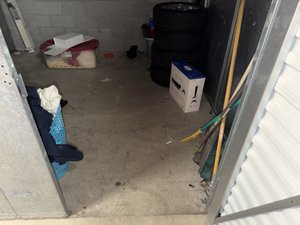 10 x 10 storage unit in Phoenix, AZ