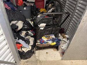 5 x 10 storage unit in Phoenix, AZ