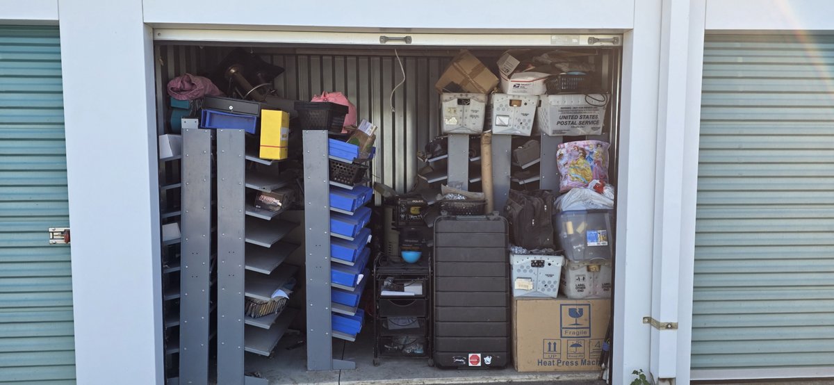 10 x 10 storage unit in Lockport, IL