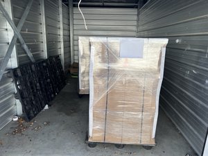 10 x 20 storage unit in Holbrook, NY
