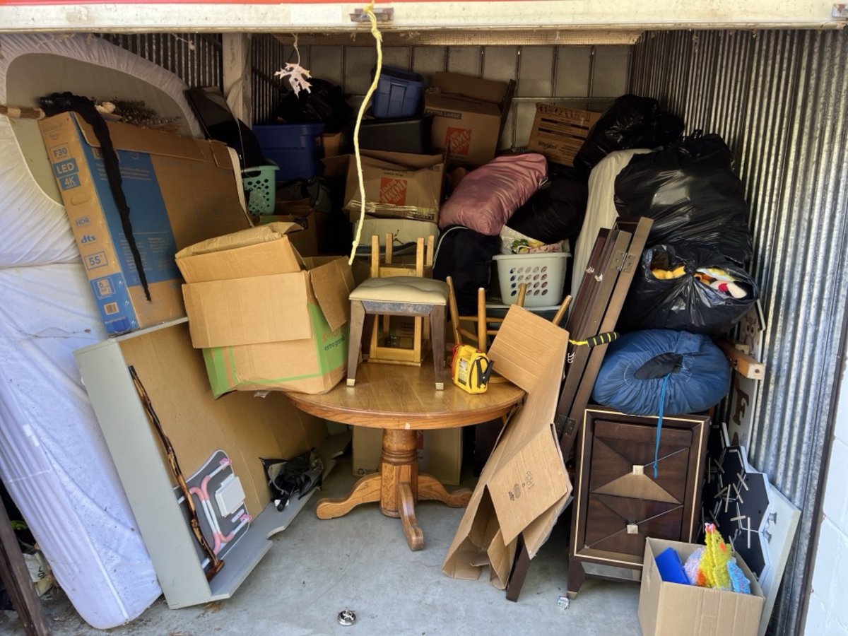 10 x 15 storage unit in Patchogue, NY