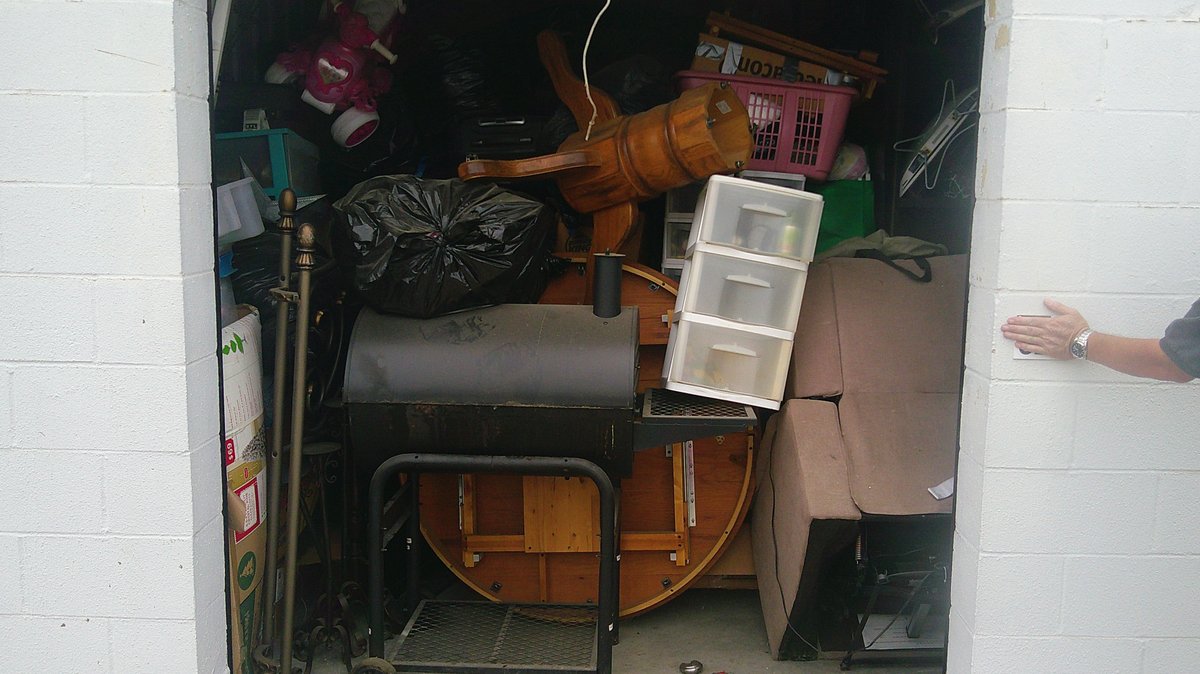 10 x 10 storage unit in Columbia, MO