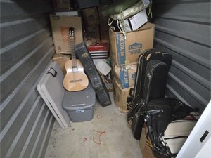 5 x 10 storage unit in East Northport, NY