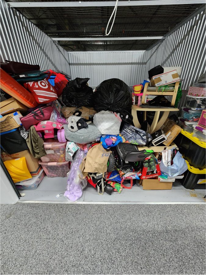 10 x 15 storage unit in Delanco, NJ