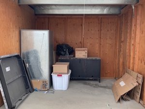 10 x 10 unit in Bakersfield