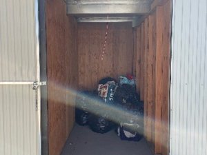 5 x 10 unit in Bakersfield