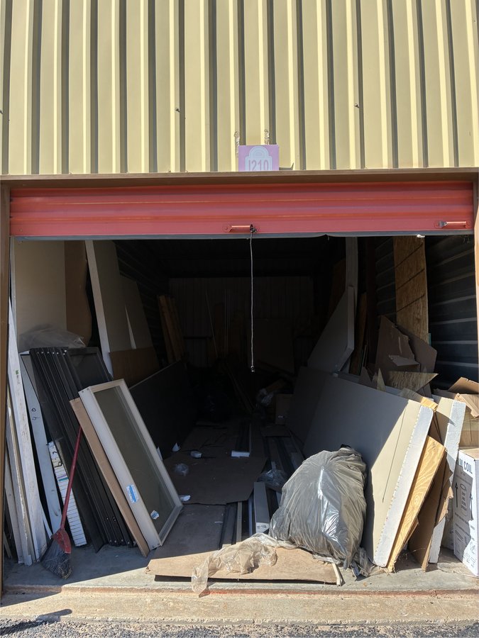 10 x 25 storage unit in Big Spring, TX