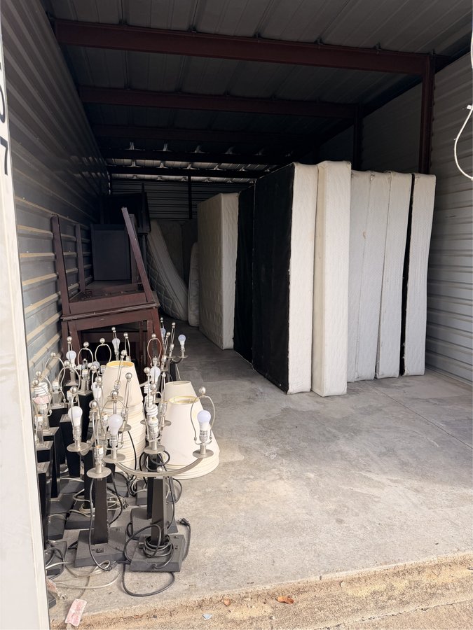 12 x 30 storage unit in Van Buren, AR