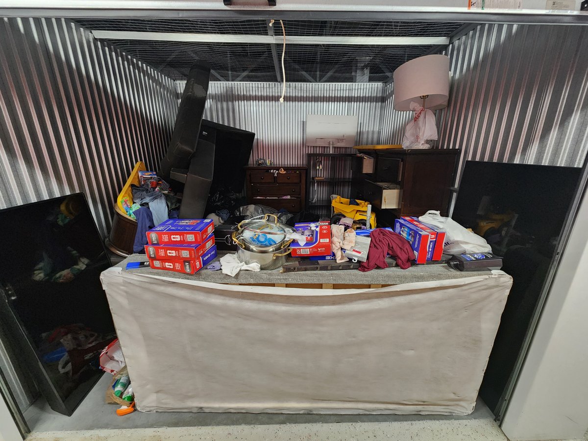 20 x 10 storage unit in Atlanta, GA