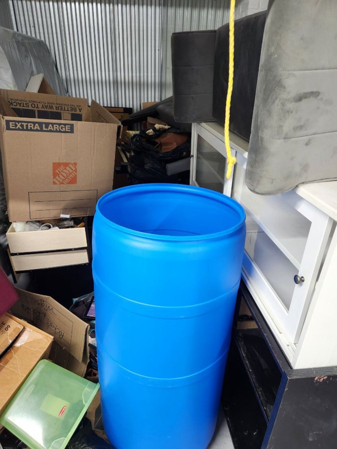 10 x 10 storage unit in Mt Vernon, NY