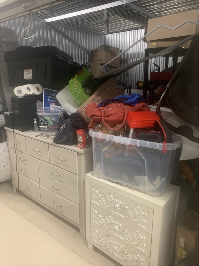10 x 10 storage unit in Miami Lakes, FL