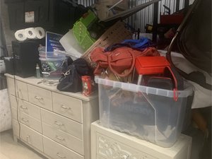 10 x 10 storage unit in Miami Lakes, FL