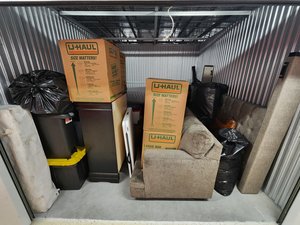 10 x 12 storage unit in Atlanta, GA