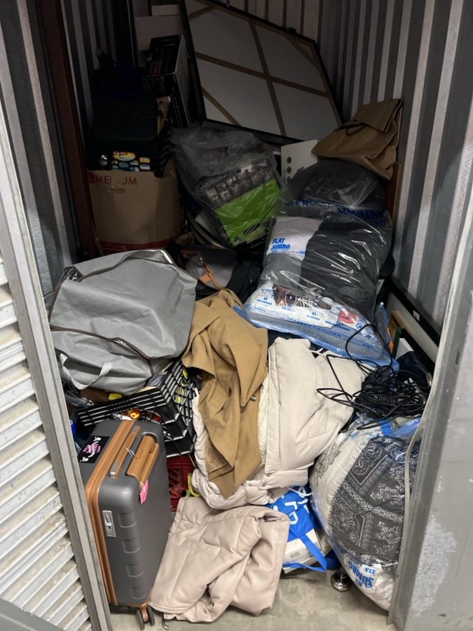 5 x 10 storage unit in Coram, NY