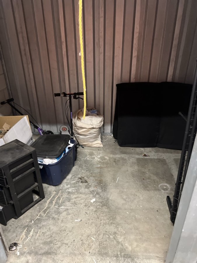 7 x 10 storage unit in Coram, NY
