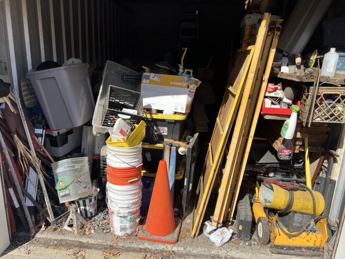 10 x 20 storage unit in Coram, NY
