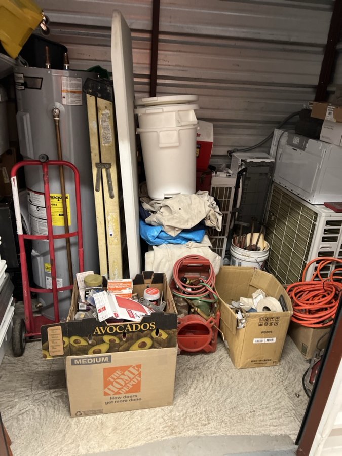 7 x 10 storage unit in Lake Ronkonkoma, NY