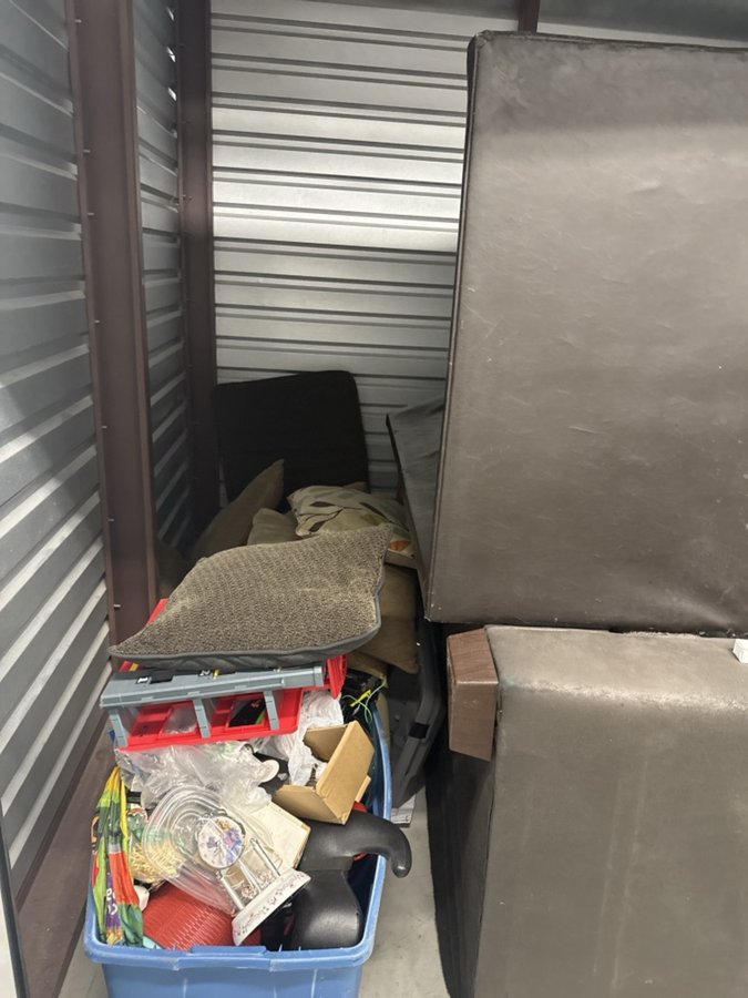 10 x 10 storage unit in New Orleans, LA