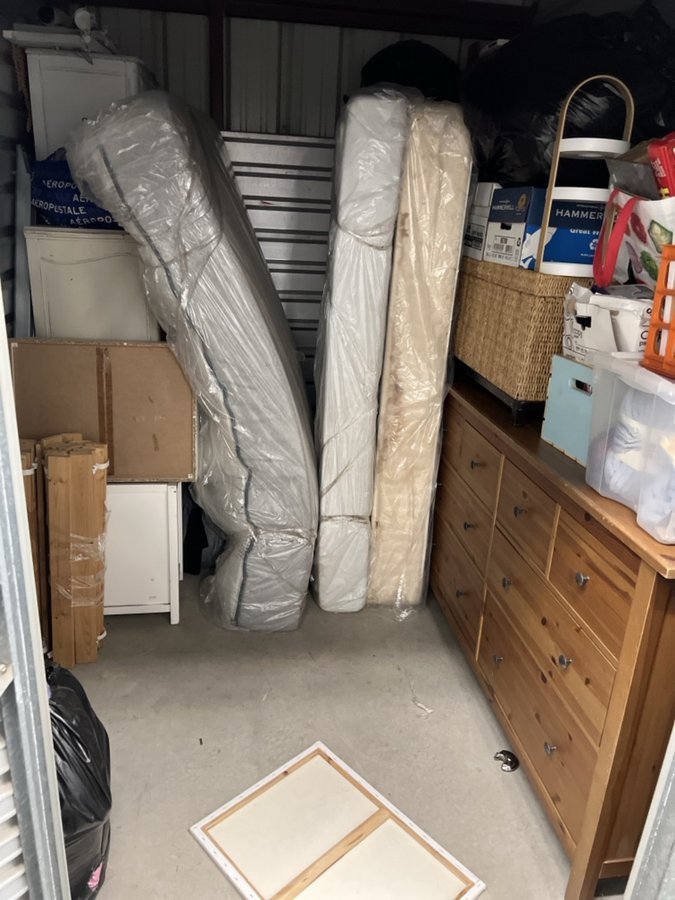 7 x 10 storage unit in Northport, NY