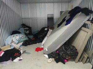 10 x 10 storage unit in Hollywood, FL