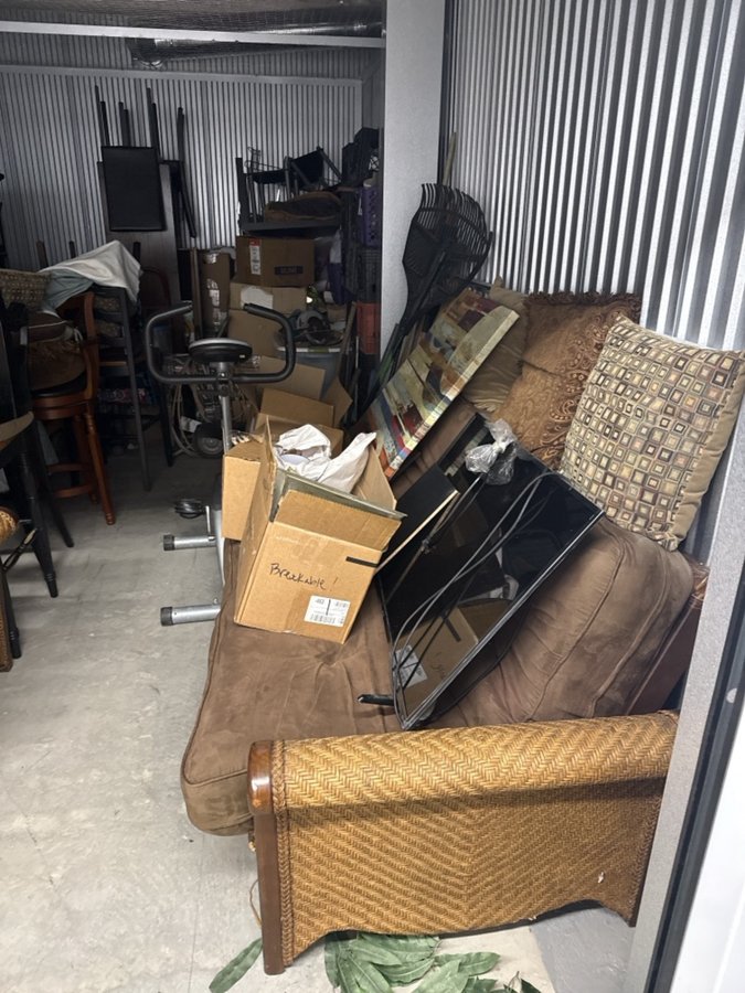 10 x 20 storage unit in New Orleans, LA