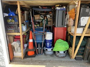 10 x 20 storage unit in Nesconset, NY