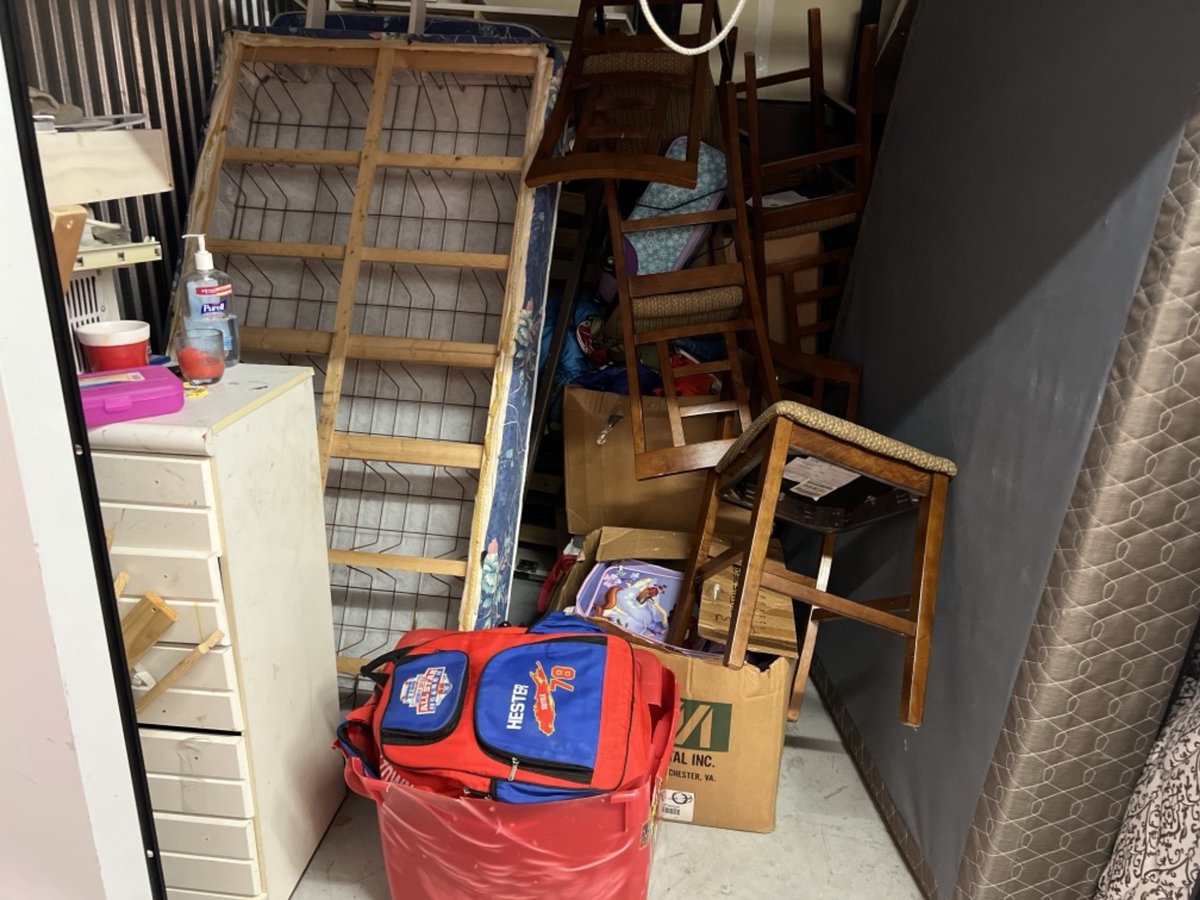 10 x 10 storage unit in West Babylon, NY