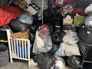 10 x 7 storage unit in Commack, NY