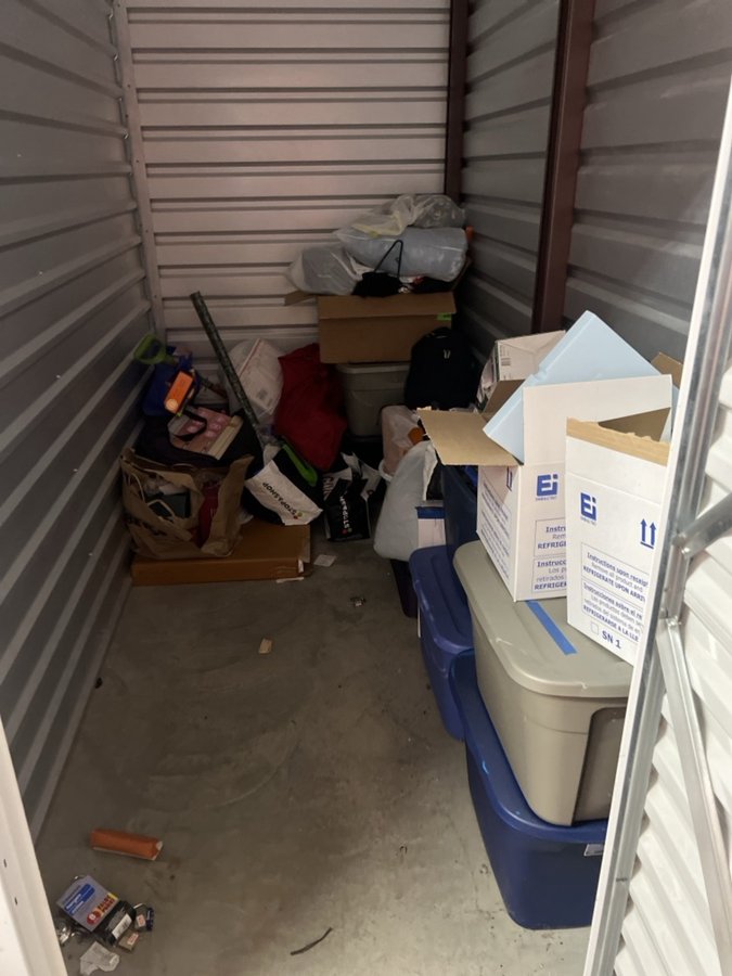 5 x 10 storage unit in Farmingville, NY