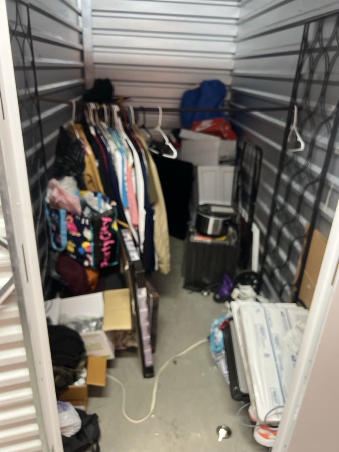 5 x 10 storage unit in Farmingville, NY
