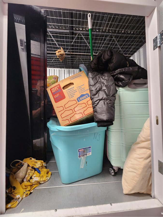 5 x 3 storage unit in Atlanta, GA