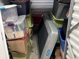5 x 10 storage unit in Farmingville, NY