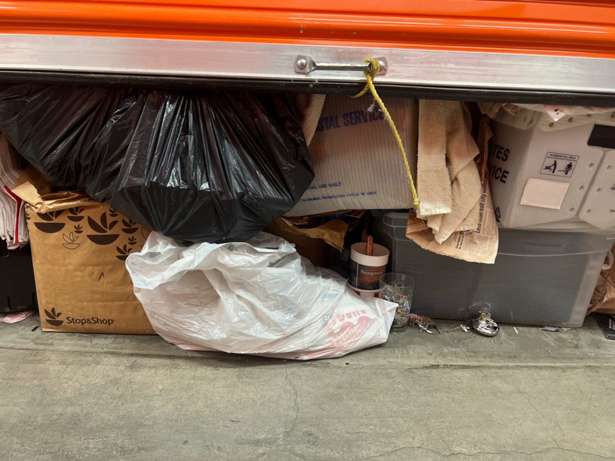 10 x 10 storage unit in Mount Sinai, NY